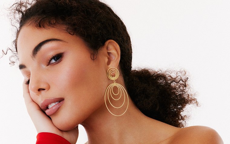 مجوهرات خلابة من بوتشيلاتي، اقتنيها لاحتفالات يوم الحب