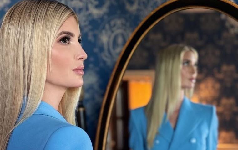إيفانكا ترامب تختار الـPower Suit في أحدث إطلالة في البيت الأبيض