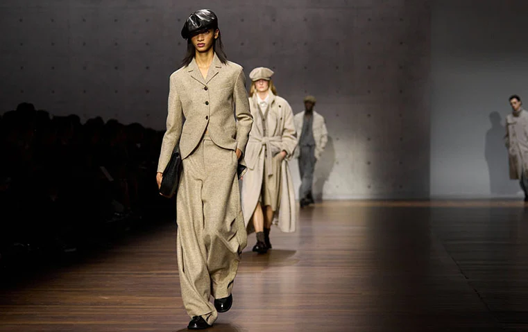 الأناقة الأرستقراطية بأسلوب الطيارين تتصدّر المشهد