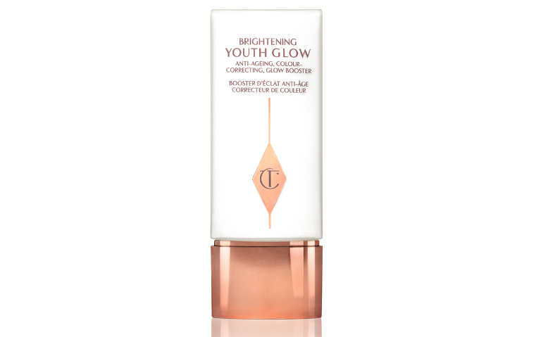 جرّبناه وننصحك به: كريم BRIGHTENING YOUTH GLOW من شارلوت تلبوري