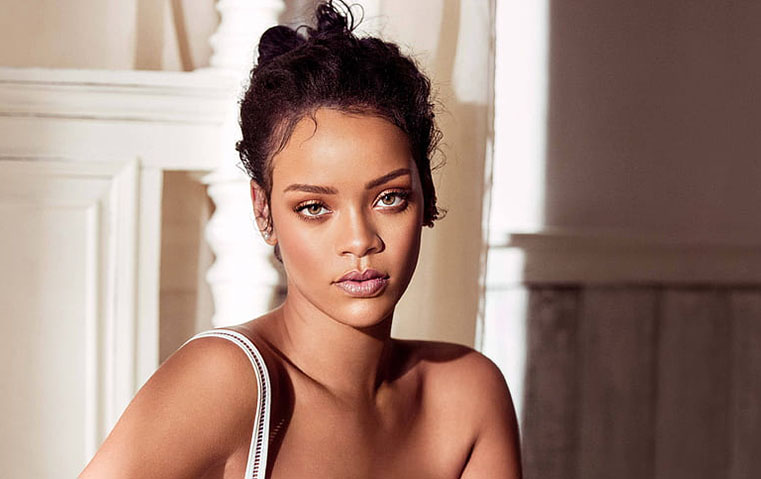 الفرشاة لتنظيف الجسم والوجه: حيلة الجمال التي يمكن أن تغير كل شيء