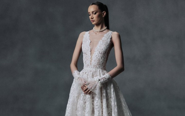 لكل عروس فستان من مجموعة زفاف طوني ورد2027