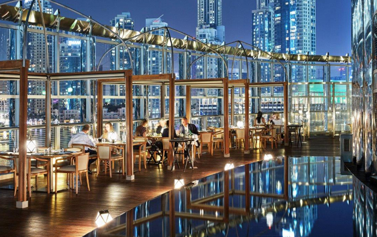 ما الذي تعدّه لكِ أرقى فنادق دبي للاحتفال بالفالانتاين؟