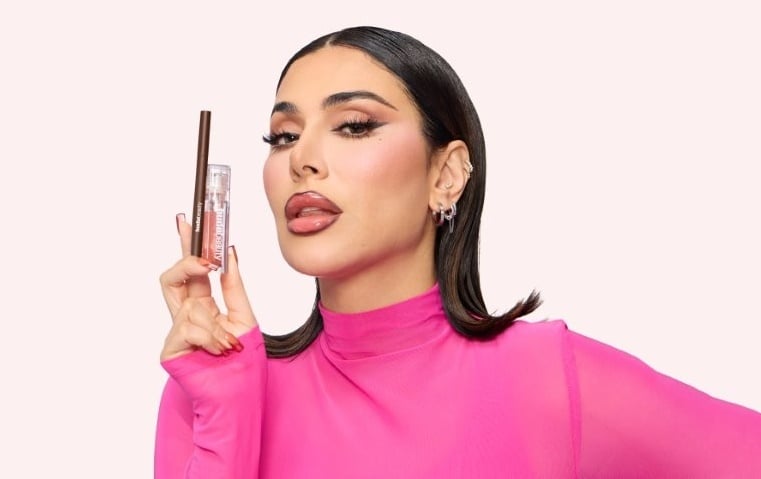 لون، تحديد، ولمعان: كل ما تحتاجينه في مستحضرَين جديدين من Huda Beauty