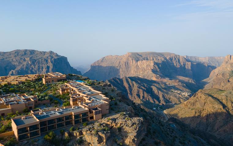 لا يفوتكم: سحر موسم الرمان في أنانتارا الجبل الأخضر
