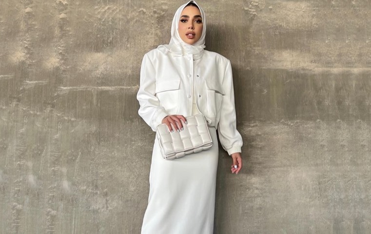 أربع نصائح ذهبية لتجيدي تنسيق التنورة البيضاء هذا الصيف