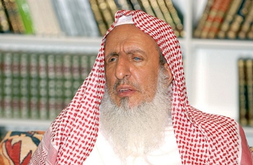 فيديو..مفتي السعودية يعلن الموقف من صيام المرابطين على الحدود