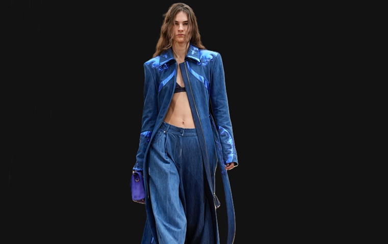 البنطلون الفضفاض Baggy Pant موضة 2025، فأي ستايل يناسب جسمك؟