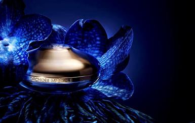 صندوق GHEIR  الجمالي للأعياد مليء بمنتجات أساسية ستعتمدين عليها كل يوم