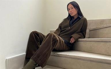 بنطلون الكوردروي يعود بقوة إلى موضة الستريت ستايل هذا الشتاء