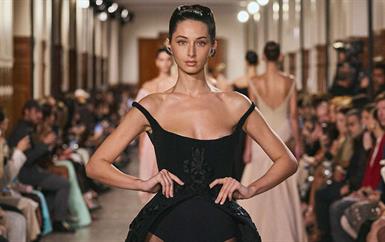 جورج حبيقة يوازن بين الحلم والواقع في مجموعة ربيع 2026