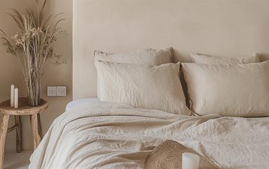 حوار في الاستدامة وأهمية الخامات الطبيعية في النوم العميق مع أنيل باكيتزهانوفا