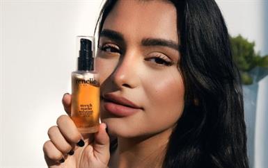 وداد طالب تشاركنا تجربتها مع علامات التمدد وإطلاقها لعلامة Renelle Cosmetics في مقابلة خاصة