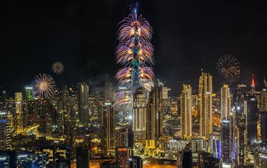 دليل مفصّل: أين وكيف تحتفلون بعيدّي الميلاد ورأس السنة في الإمارات