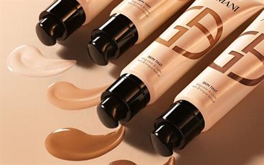 دليلك الجمالي لشهر أكتوبر: عطور منعشة ومكياج لكل احتياجات البشرة