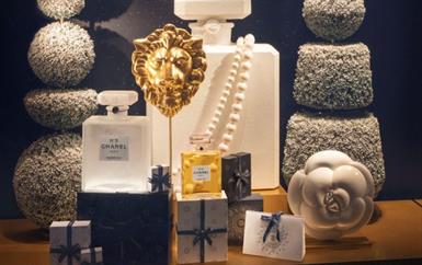 شانيل تفتح أبواب الجمال بتجربة غير مسبوقة في دبي