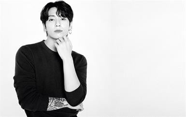 نجم كوري جديد ينضم إلى سفراء شانيل، من هو؟