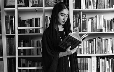 خمس مؤلفات إماراتيات يشكلنَ جيلاً جديداً من المبدعين