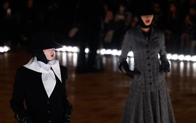 صيحات الإكسسوارات لموسم ربيع وصيف 2026: تفاصيل صغيرة تغير إطلالتك بالكامل