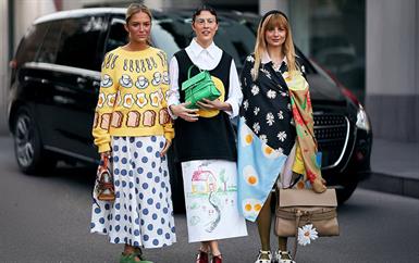 الكل يلجأ إلى الموضة المستعملة اليوم: بحثاً عن المعنى أم عن الأسلوب الفريد؟