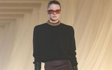 قراءة في أبرز عروض اليوم الثالث لأسبوع باريس للموضة