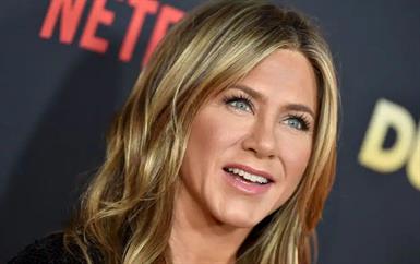 هل أصبح المكياج أقل أهمية؟ صعود جمال البشرة الطبيعية