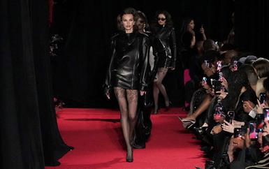 المرأة الغامضة في أفلام James Bond تلهم مجموعة LaQuan Smith