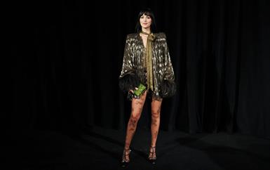 النجوم يتألقون في عرض فالنتينو هوت كوتور 2026… تحية سينمائية لأسطورة الموضة