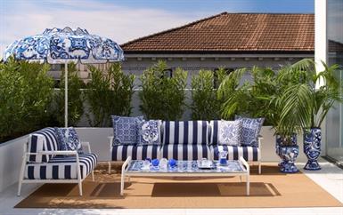أضيفي لمسة من الأناقة الإيطالية وروح البحر الأبيض المتوسط إلى منزلك مع تصاميم Dolce&Gabbana Casa