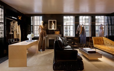 أهلاً بكم إلى صالون Schiaparelli الجديد في  Bergdorf Goodman