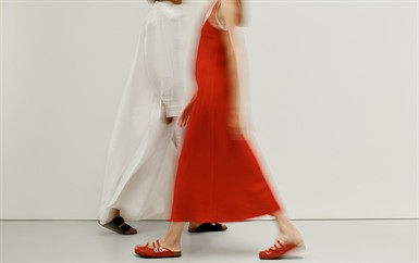 BIRKENSTOCK  وRepetto  تعيدان تعريف الحذاء العصري
