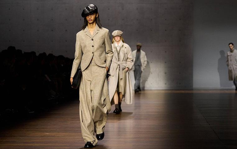 صيحة الموسم الأجمل: الأناقة الأرستقراطية بأسلوب الطيارين تتصدّر المشهد