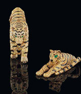 نمران أيقونيان من Cartier معروضان للبيع